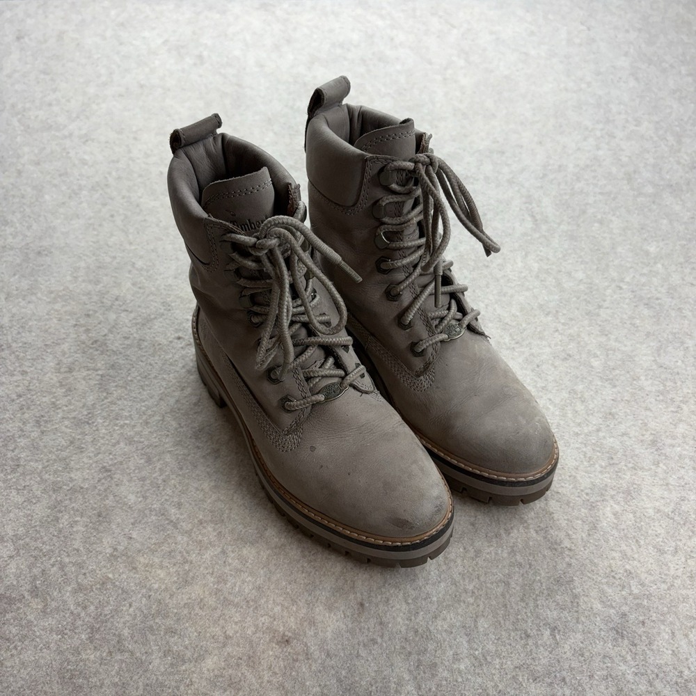 Timberland 6" Courmayeur Valley Boot Taupe Nubuck Lace-Up Boots Women's Size 6.5